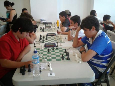 Acción combativa en el club Joaquín Gutiérrez esta mañana de domingo