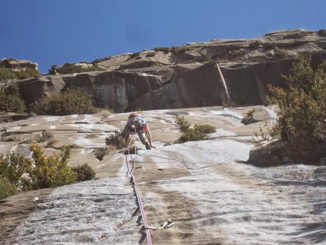 Ecalada en Arguis: Pared de Bones via: TIZA 175 mt 6b Ecalada en Arguis: Pared de Bones via: TIZA 175 mt 6b