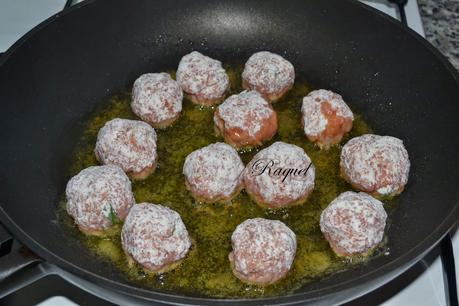 Albóndigas en Salsa de Naranja