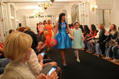 DESFILE TERIA YABAR SANTANDER  EN EL HOTEL REAL. PARTE 1