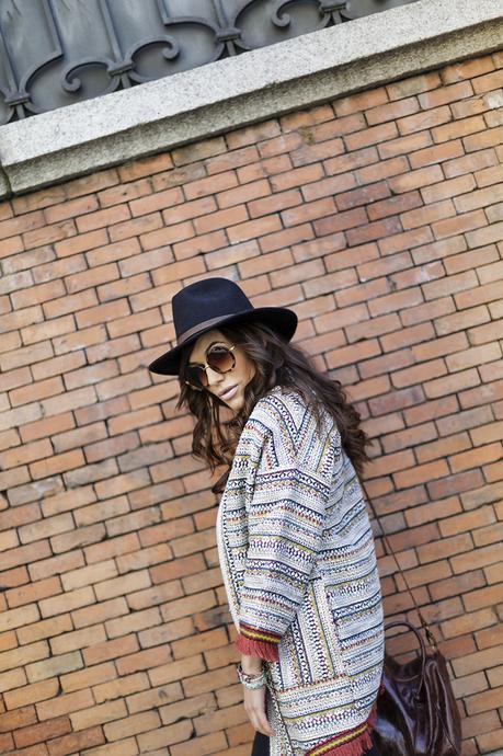 street style barbara crespo hakei ethnic jacket fringes sendra fashion blogger outfit blog de moda
