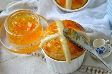 Hot Cross Buns - De viaje a Londres Hot Cross Buns - De viaje a Londres