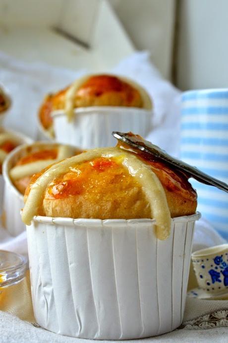 Hot Cross Buns - De viaje a Londres Hot Cross Buns - De viaje a Londres