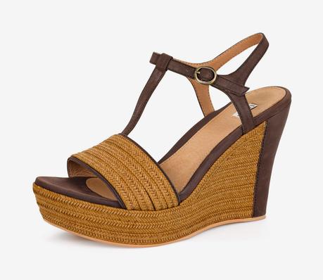 El mejor complemento de este verano, las cuñas de UGG Australia