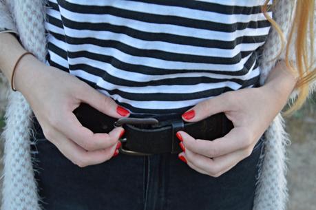 STRIPED SHIRT.