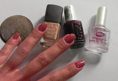 Busca tu pantone: Toasted Almond & Marsala (look y manicura)