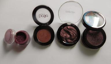 Busca tu pantone: Toasted Almond & Marsala (look y manicura)