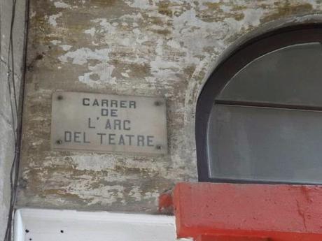 KIOSCO LA CAZALLA 1912, ARC DEL TEATRE A LA BARCELONA D' ABANS, D' AVUI I DE SEMPRE...14-04-2015...!!!