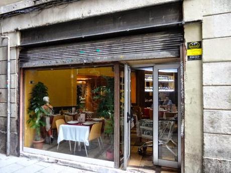 KIOSCO LA CAZALLA 1912, ARC DEL TEATRE A LA BARCELONA D' ABANS, D' AVUI I DE SEMPRE...14-04-2015...!!!
