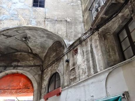 KIOSCO LA CAZALLA 1912, ARC DEL TEATRE A LA BARCELONA D' ABANS, D' AVUI I DE SEMPRE...14-04-2015...!!!
