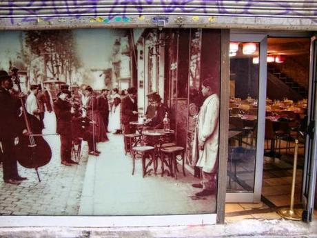 KIOSCO LA CAZALLA 1912, ARC DEL TEATRE A LA BARCELONA D' ABANS, D' AVUI I DE SEMPRE...14-04-2015...!!!