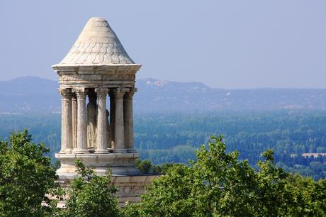 GoEuro: 10 ciudades para una escapada en primavera - Saint Rémy en Provence