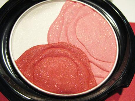 Camellia Compact de Shiseido