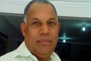 Policía investiga muerte a tiros de periodista Olivo.