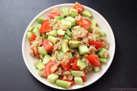 Ensalada de quinoa y aguacate