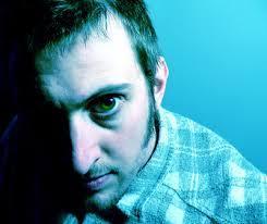 ¿Cómo reconocer a una persona paranoica?