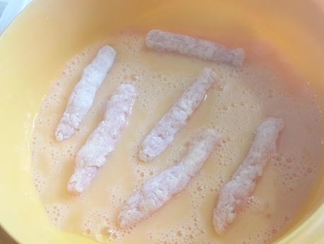 PALITOS DE POLLO CON QUESO: FINGERS DE POLLO