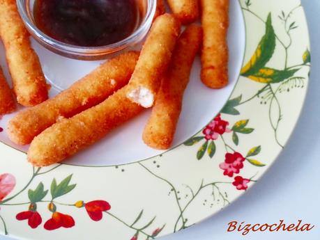 PALITOS DE POLLO CON QUESO: FINGERS DE POLLO