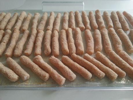 PALITOS DE POLLO CON QUESO: FINGERS DE POLLO