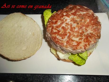 Hamburguesa de pavo y pollo