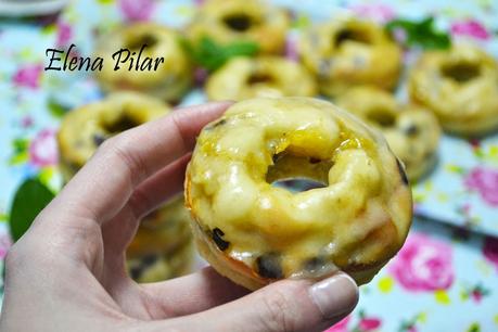Donuts de plátano con chips de chocolate