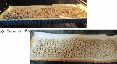 Tarta de crema de piña, sobre una base de coco