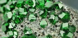 Sencillas interpretaciones al soñar con esmeraldas. sueño con esmeraldas