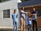 Hermanos huérfanos reciben vivienda Comisión Presidencial.