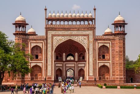 Darwaza, el fuerte de acceso al Taj Mahal, Agra