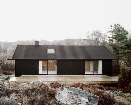 Una casa construida únicamente con madera.