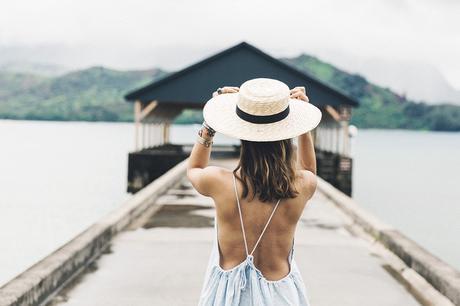 Hanaley_Bay-Kauai-Hawai-Travels-Tips-Sabo_Skirt_Dress-Straw_Hat-Lack_Of_Color-Outfit-Beach-Collage_Vintage-15