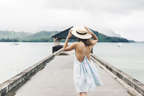 Hanaley_Bay-Kauai-Hawai-Travels-Tips-Sabo_Skirt_Dress-Straw_Hat-Lack_Of_Color-Outfit-Beach-Collage_Vintage-12