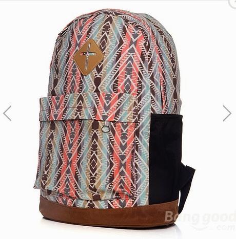 Una de bolsos y mochilas de Banggood.com Una de bolsos y mochilas de Banggood.com