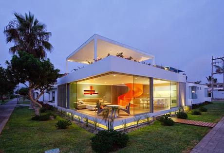 Casa Moderna en Lima, Peru