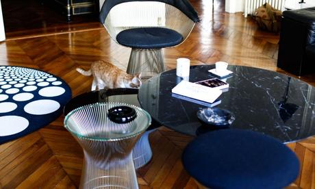 Eclecticismo a la francesa en un apartamento parisino