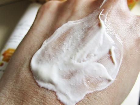 Tónico Facial Hidratante y la Crema Hidratante Intensiva 24H de la línea Pyrus Cydonia de KIVVI COSMETICS