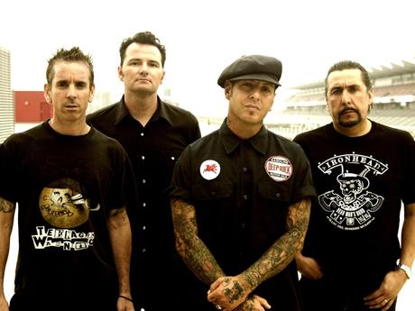 Jueves Musicales #37 Social Distortion