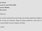 Tocarle huevos diseñador puede tener consecuencias. TROLL.