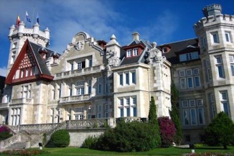 Tres planes para disfrutar Santander Palacio-de-la-Magdalena-de-Santander