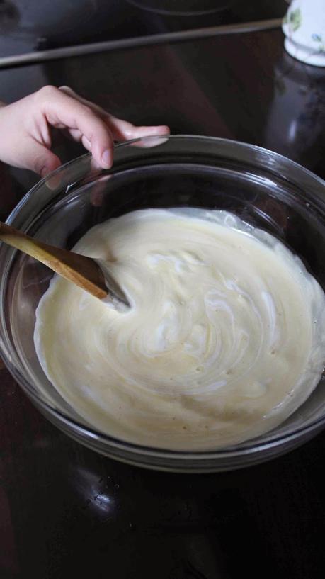 Mousse de yogur y mango corazón chocolate