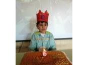 ¿Quién cumple