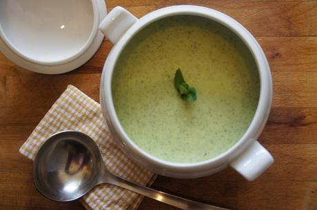 Crema de calabacín y queso de cabra DSC00008