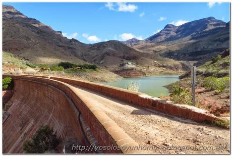 Hemos llegado, el embalse de Ayagaures Hemos llegado, el embalse de Ayagaures
