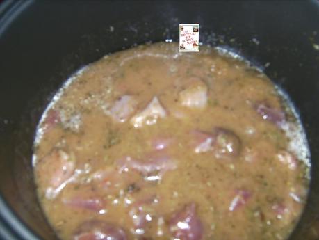 CARNE EN  SALSA A MI ESTILO EN MI OLLA ERIKA
