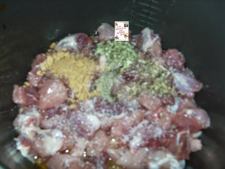 CARNE EN  SALSA A MI ESTILO EN MI OLLA ERIKA