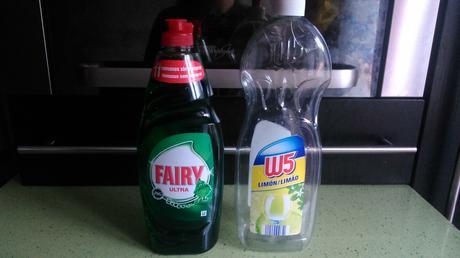 Comparativa entre lavavajillas a mano: Fairy, Lidl y Mercadona.