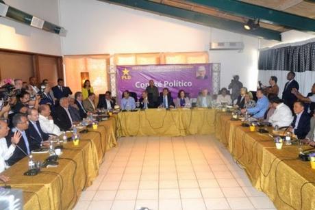 Arranca con sus 35 miembros reunión CP PLD en Juan Dolio.