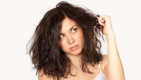 4 Mascarillas  caseras contra el frizz del cabello