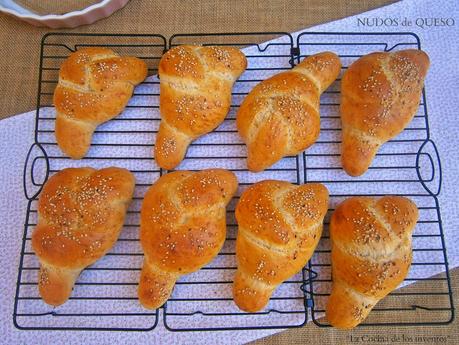 Nudos de Queso (Panecillos)