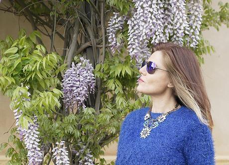 Azul Klein y negro, outfit primaveral